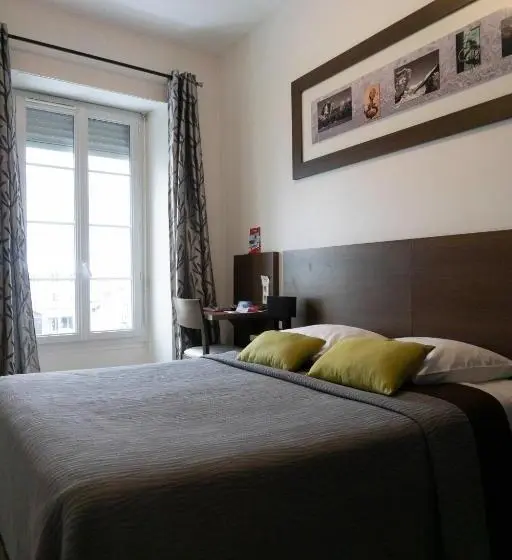 ファミリールーム, Hôtel D'ossau