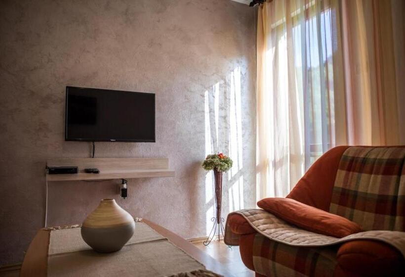 خانه 1 خوابه, Nikolin Konak