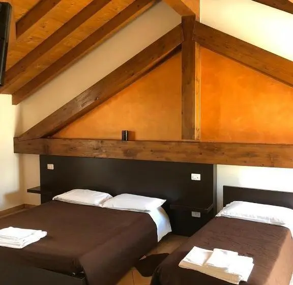 اتاق استاندارد چهار تخته, La Siesta Bed&residence
