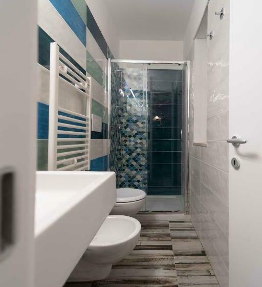 חדר סטנדרט, Nelblu