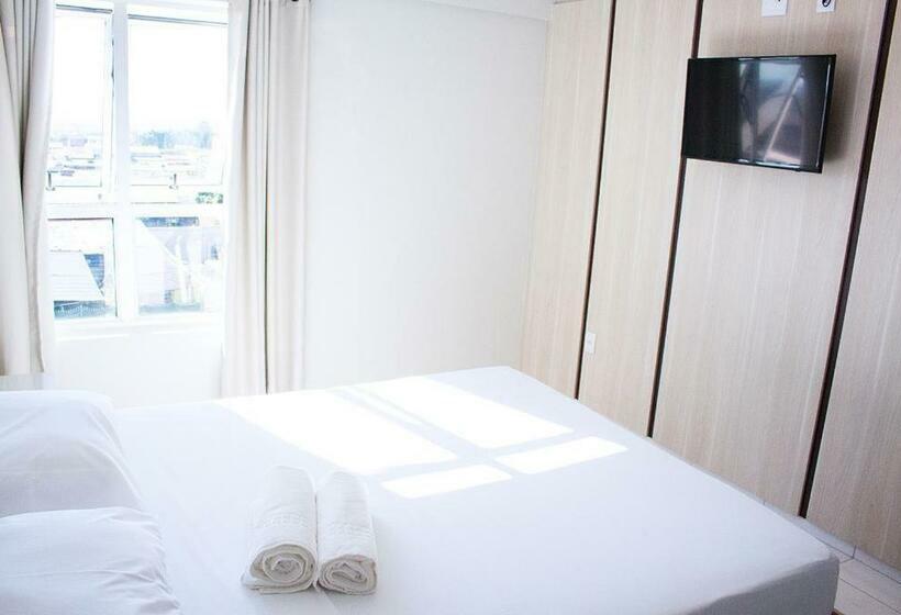 اتاق لوکس با تخت بزرگ, Vinte Um