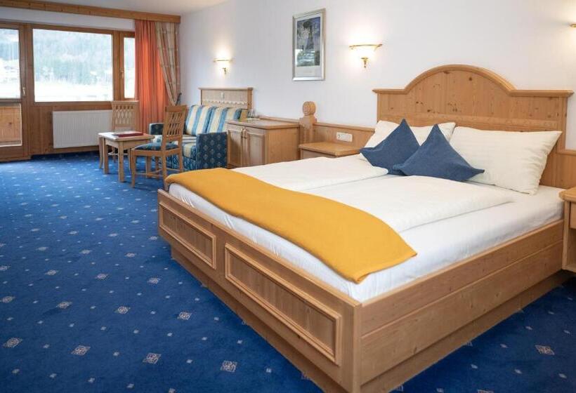 ジュニアスイート, Waidachhof