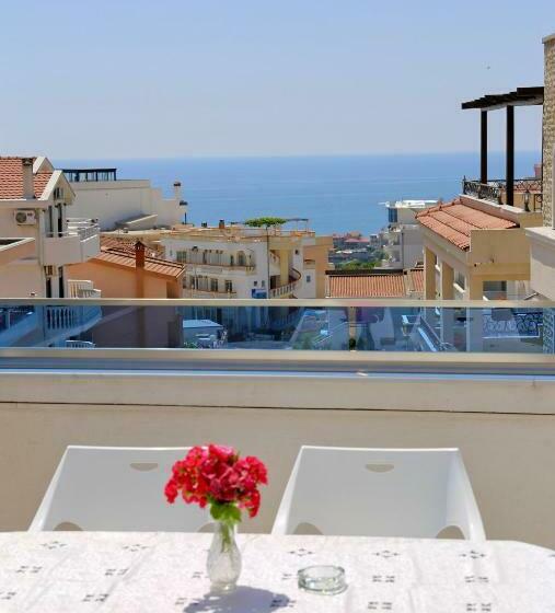 اتاق استاندارد با بالکن و چشمانداز دریا, Victoria Apartments