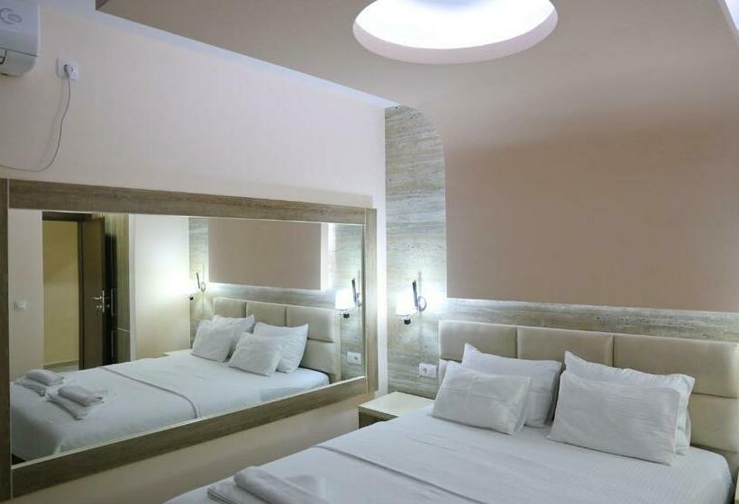 اتاق استاندارد با بالکن, Victoria Apartments