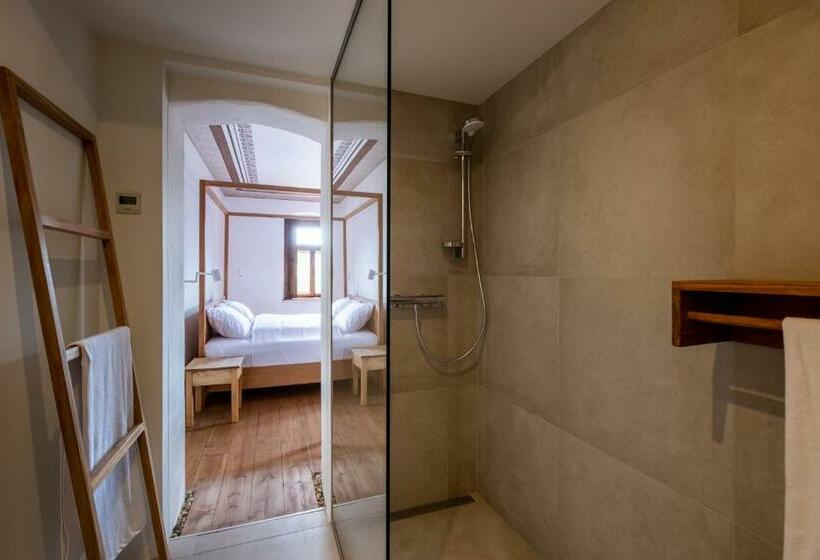 スタンダードルーム, Almalomb Apartman