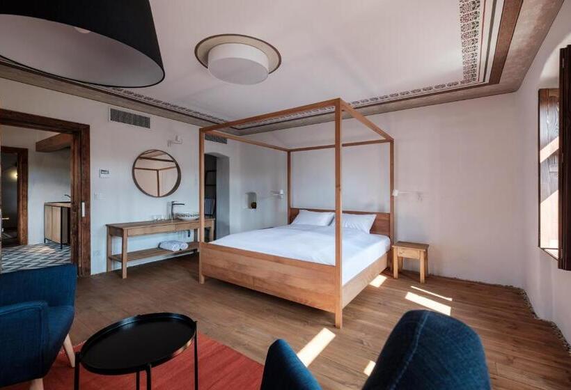 スタンダードルーム, Almalomb Apartman