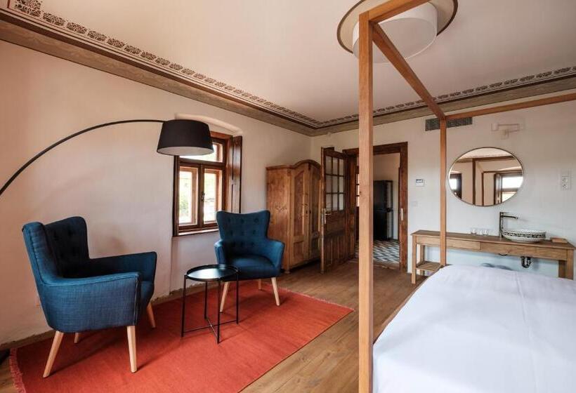 スタンダードルーム, Almalomb Apartman