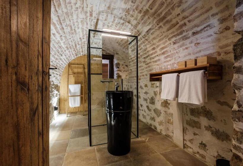 スタンダードルーム, Almalomb Apartman