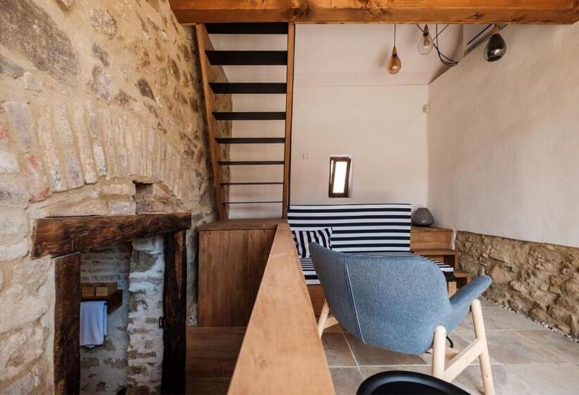 スタンダードルーム, Almalomb Apartman