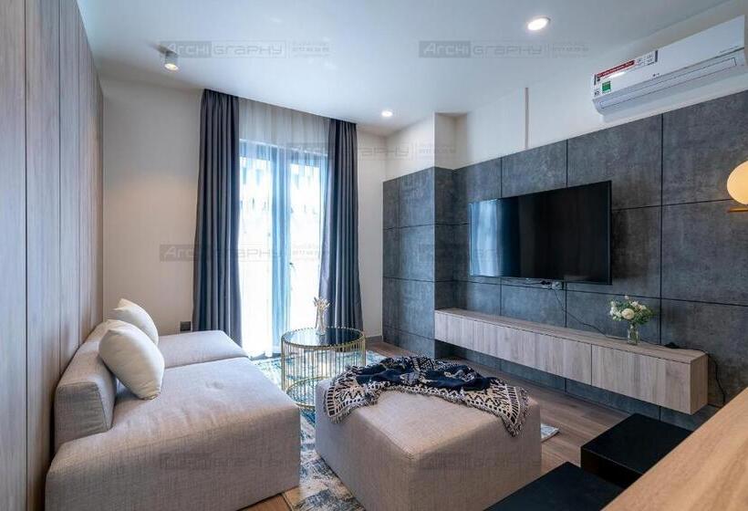 استودیو استاندارد با بالکن, Elite Home