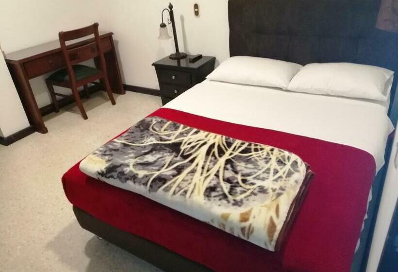 标准单人间, Mi Casa Del Norte