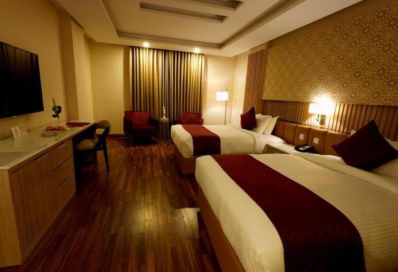 اتاق لوکس, Ramada By Wyndham Lahore Gulberg Ii