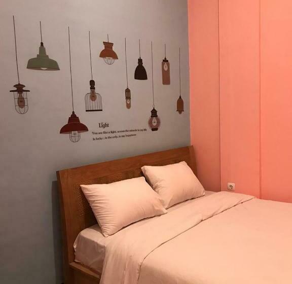 디럭스 룸, Roomz Budget Residence