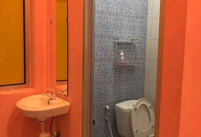 Deluxe Værelse, Roomz Budget Residence
