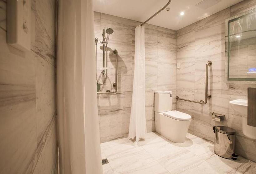 장애인을 위한 스탠다드 룸, The Salisbury