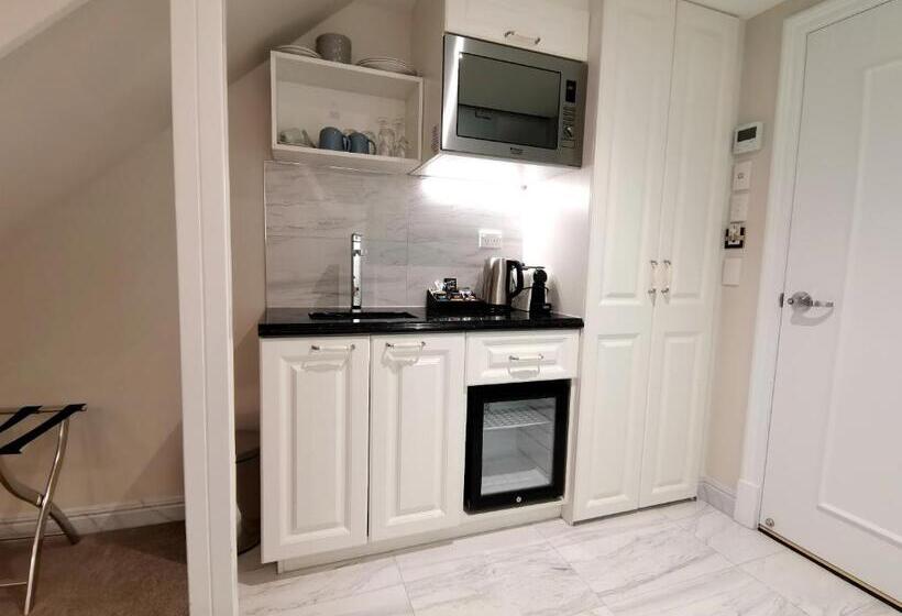 듀플렉스 스위트, The Salisbury