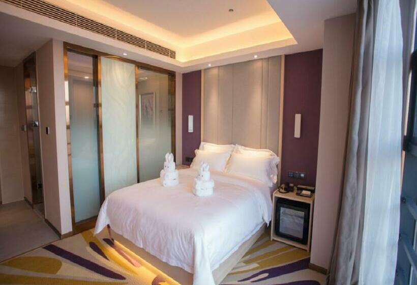 חדר סטנדרט עם מיטת קינג, Lavande Hotel Korla City Government Swan Lake