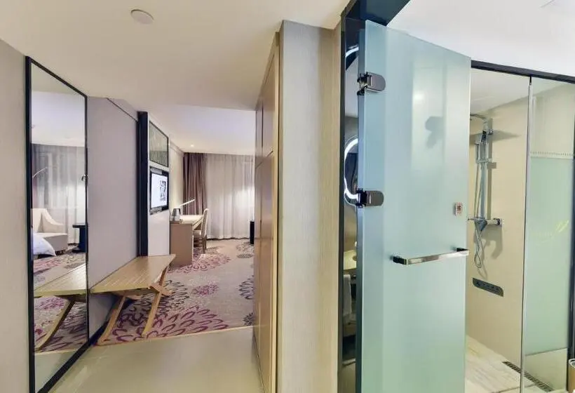 キングサイズベッドのデラックスルーム, Lavande Hotel Xining Haihu New District Wanda Plaza