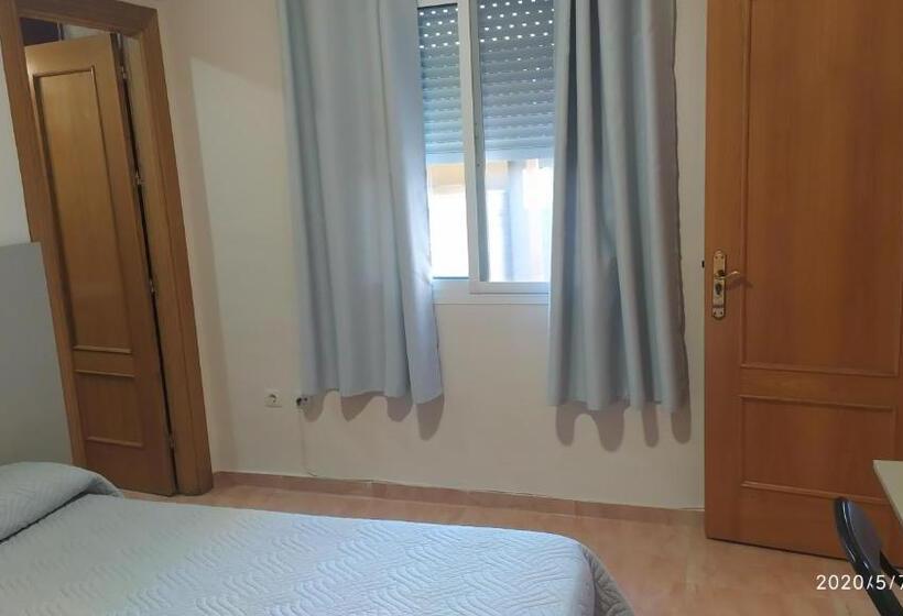 اتاق استاندارد, Las Rosas