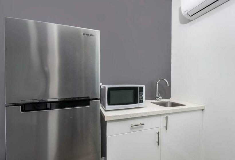 Студия Стандарт, Studios On King