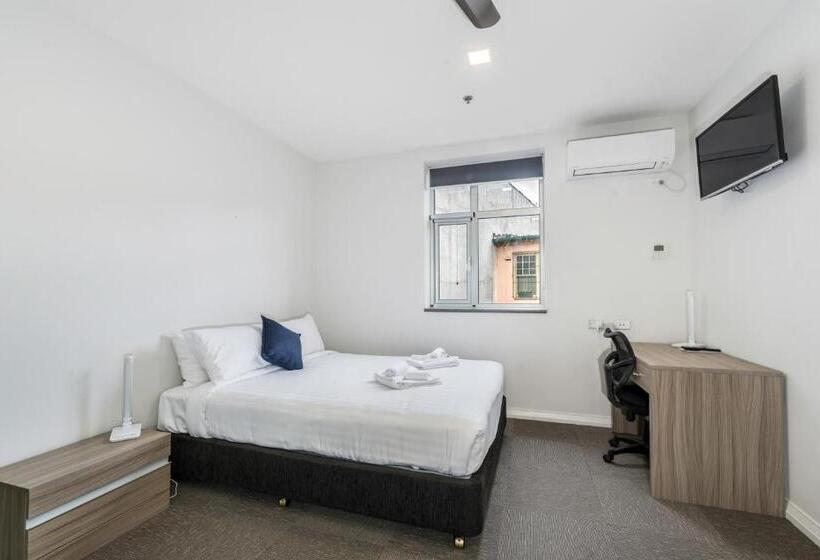 Номер Стандарт, Studios On King