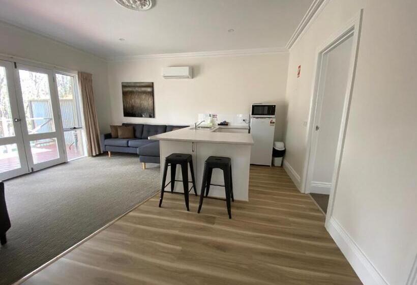 带1个卧室的带阳台的公寓, Campaspe Lodge