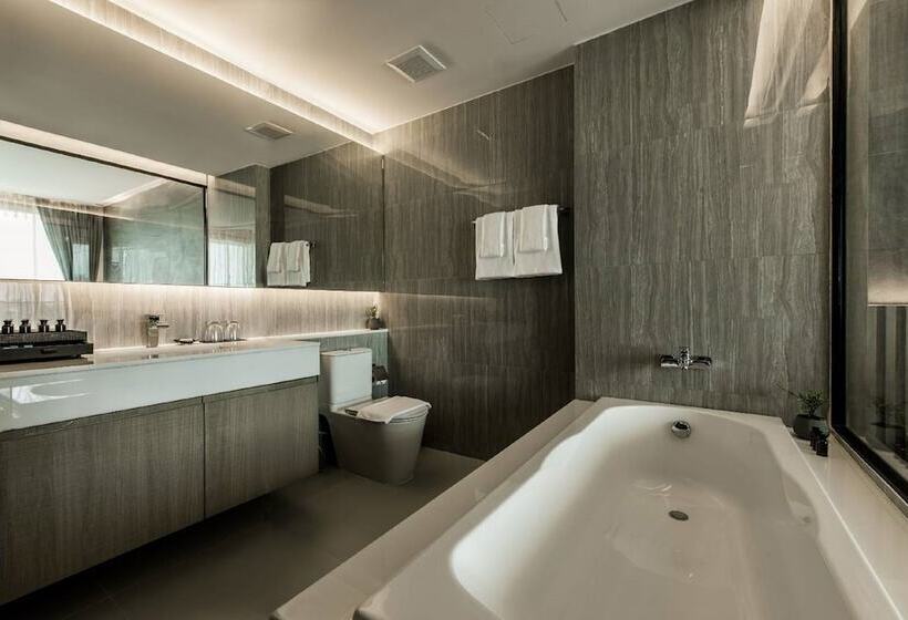 اتاق لوکس با تخت بزرگ, Mandarin Eastville, Pattaya   Sha Extra Plus