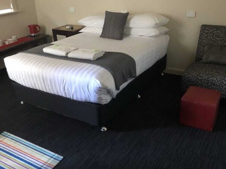 标准间, William Farrer