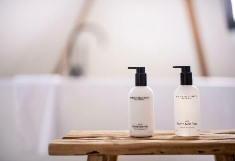 דירת חדר, Nobel Houses & Lofts