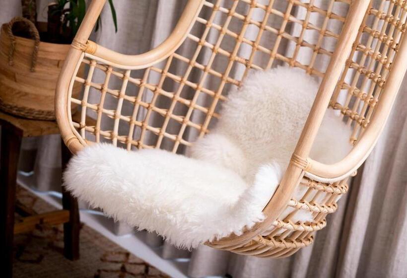 דירת שני חדרים, Nobel Houses & Lofts