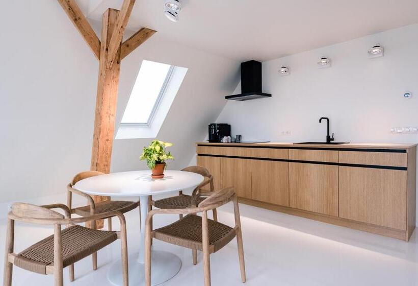 חדר סטנדרט, Nobel Houses & Lofts