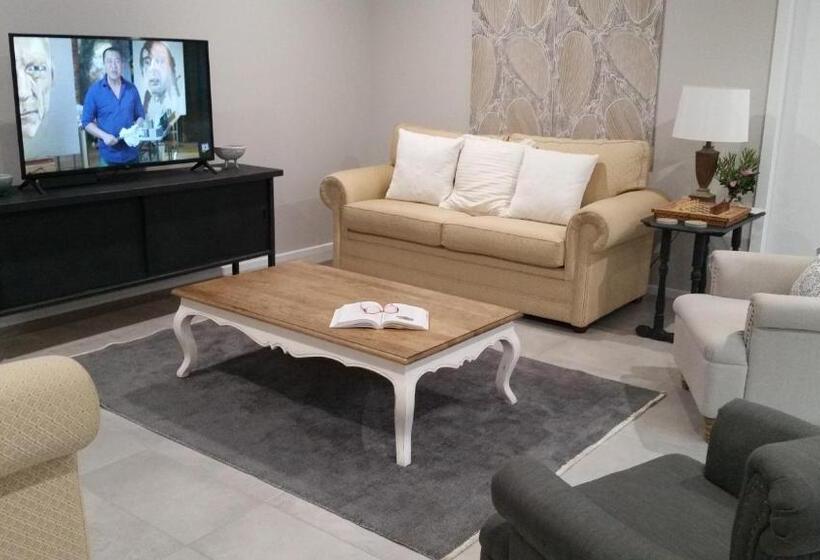 בית, 3 חדרי שינה, Kennedy House Euroa A Delightful Place To Stay