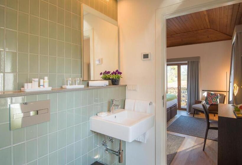 اتاق استاندارد با چشمانداز استخر, Quinta Das Pedras