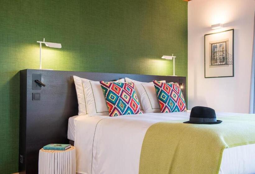 اتاق استاندارد با چشمانداز استخر, Quinta Das Pedras