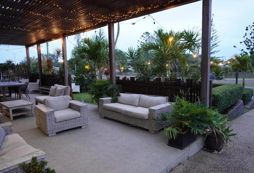 バスルーム共有のトリプルスタンダード, Yeppoon Beachhouse