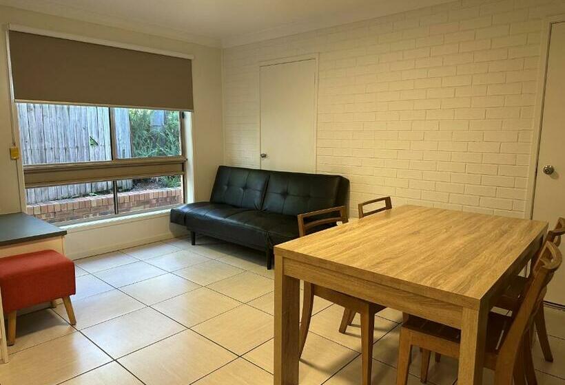 דירת חדר בקומת קרקע, Golf View Motel