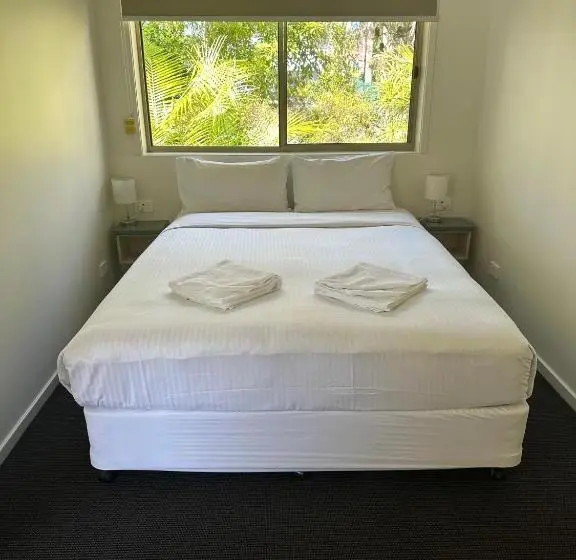 庭の見える１ベッドルームアパートメント, Golf View Motel