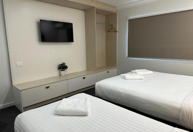 Номер Стандарт, Golf View Motel