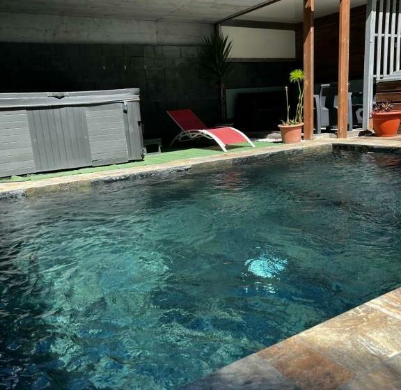 بانگلوی استاندارد 2 خوابه, L Améthyste   Bungalow De Charme