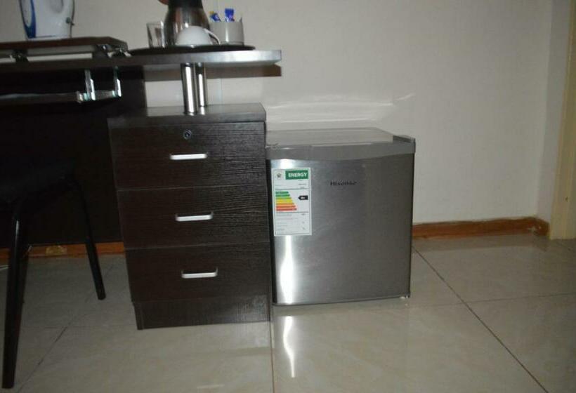 اتاق سوپریور با تخت بزرگ, Thobela Guest House