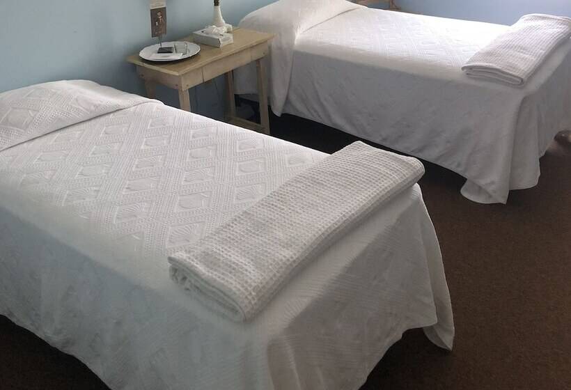 חדר סטנדרט, Fountain Point