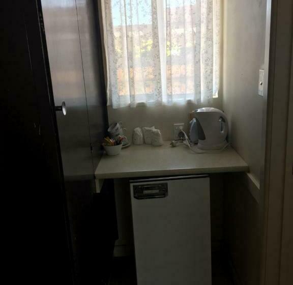 스탠다드 트리플 룸, Yarram Commecial Hotel Motel