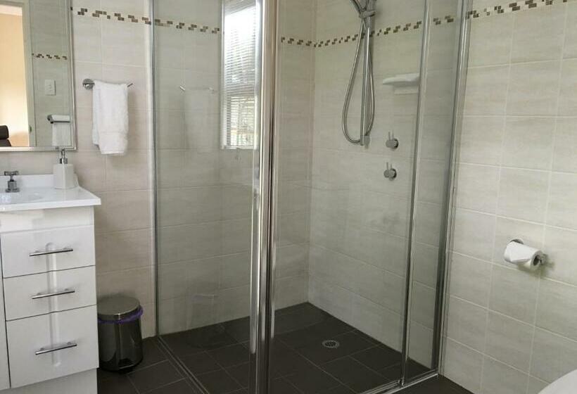 标准间带阳台, Rickaty On Blackwood