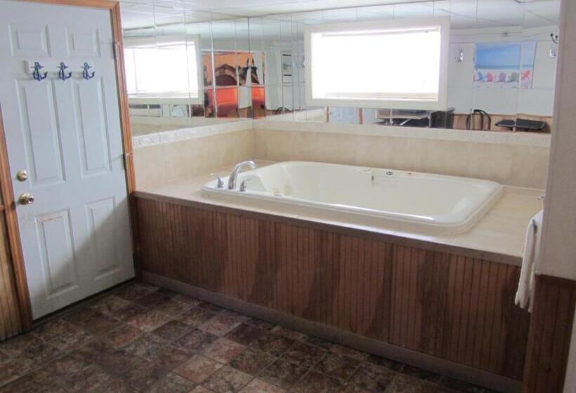 Люкс Кровать Кинг, Green Dolphin Motel