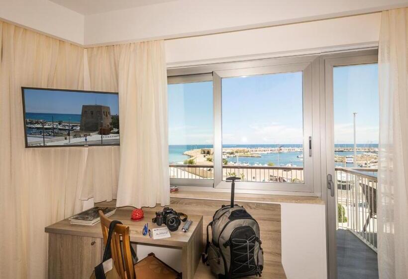 غرفة ديلوكس مطلّة علي البحر مزوَّدة بشُرفة, Da Romano