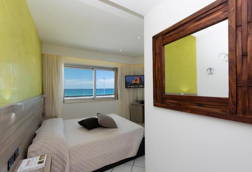 غرفة ديلوكس مطلّة علي البحر مزوَّدة بشُرفة, Da Romano