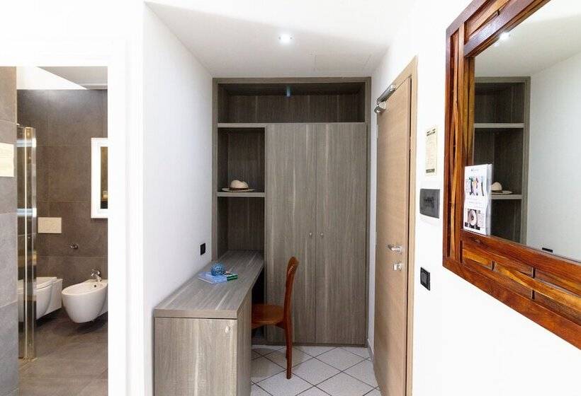 غرفة قياسية رباعية, Da Romano