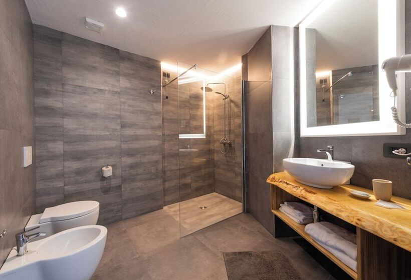 غرفة ديلوكس مطلّة علي البحر, Da Romano