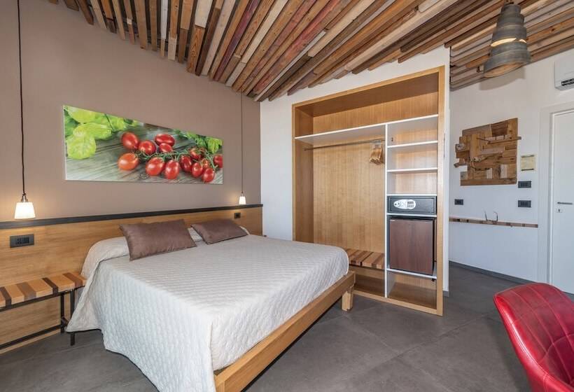 غرفة ديلوكس مطلّة علي البحر, Da Romano