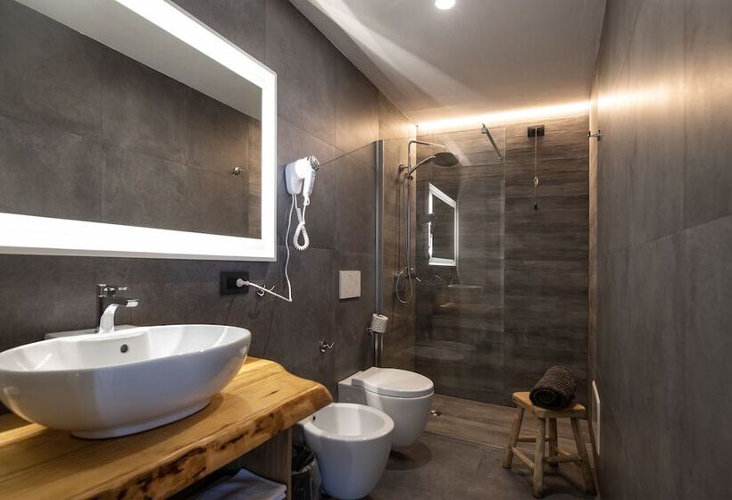 غرفة ديلوكس رباعية, Da Romano